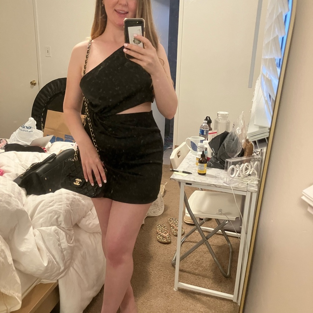 SHEIN Black One-Shoulder Mini Dress